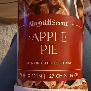 MagnifiScent Apple Pie Scented Plush Throw